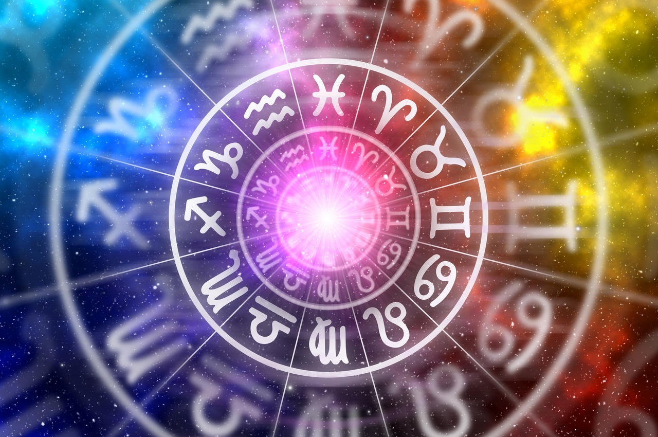 Помощь гадалок: Астрологи-нумерологи: как они помогают раскрыть загадки жизни